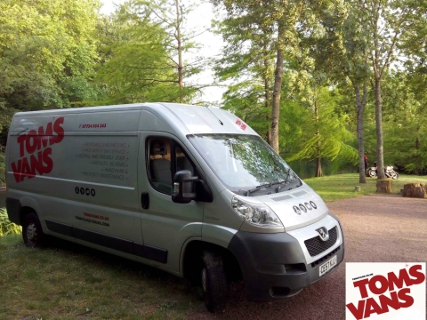 Brighton-based Removlas and Man with a Van servcie, covering local, UK and European removals